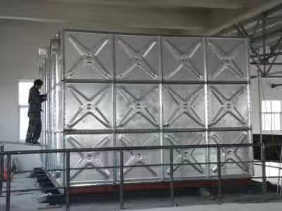 如何制作穩(wěn)固的地基支架,讓鍍鋅板水箱更安荃